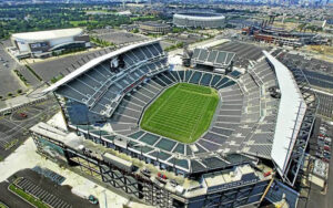 东契奇八次,绝杀与飞人,并肩,香港赛马,赛程安排,赛果分析,马匹资料,比赛动态